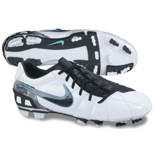 nike total 90 calcio